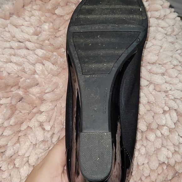 (SOLD) Office Style Black Shoes - Picture 4 of 4